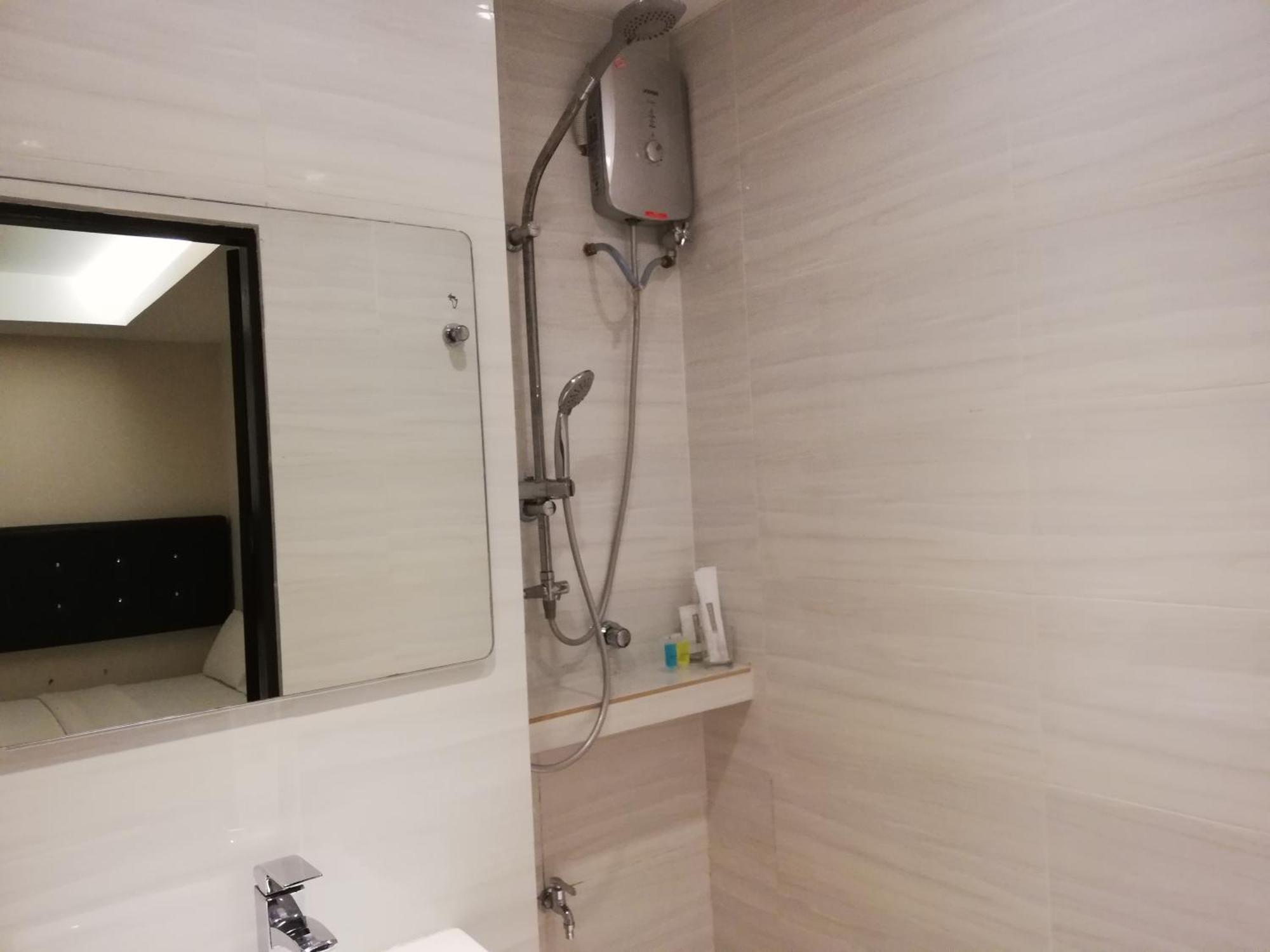 Ease Hotel Kota Kinabalu Kültér fotó