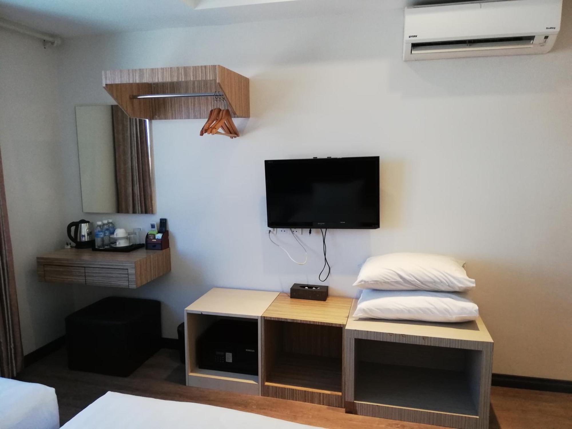 Ease Hotel Kota Kinabalu Kültér fotó