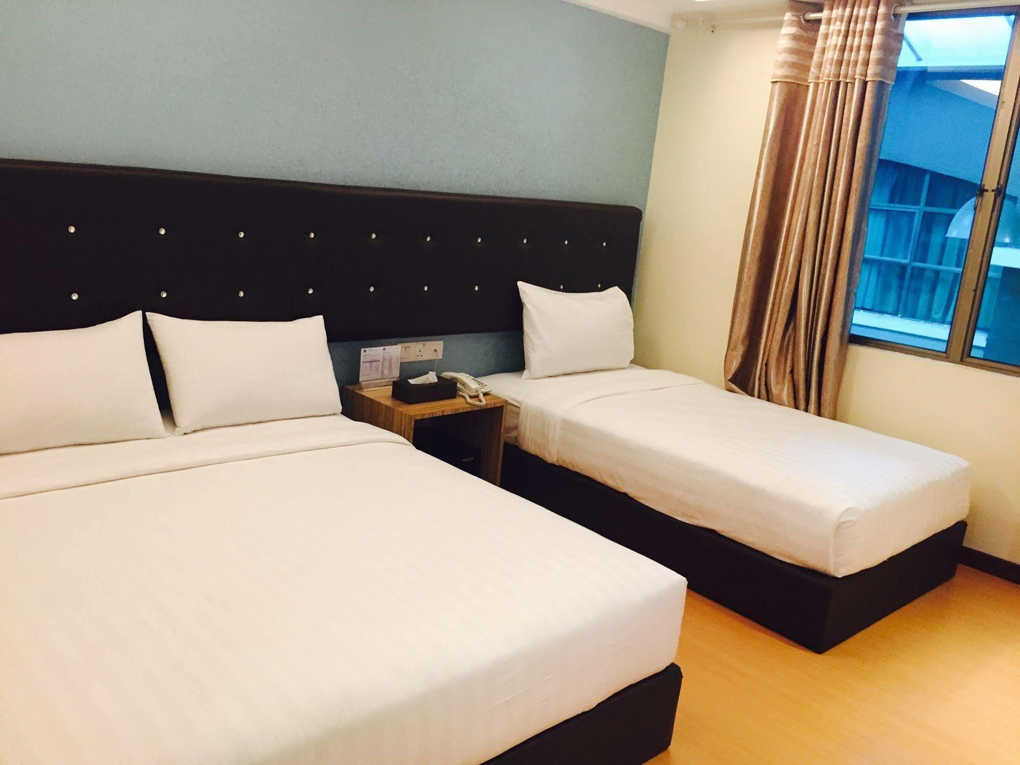 Ease Hotel Kota Kinabalu Kültér fotó