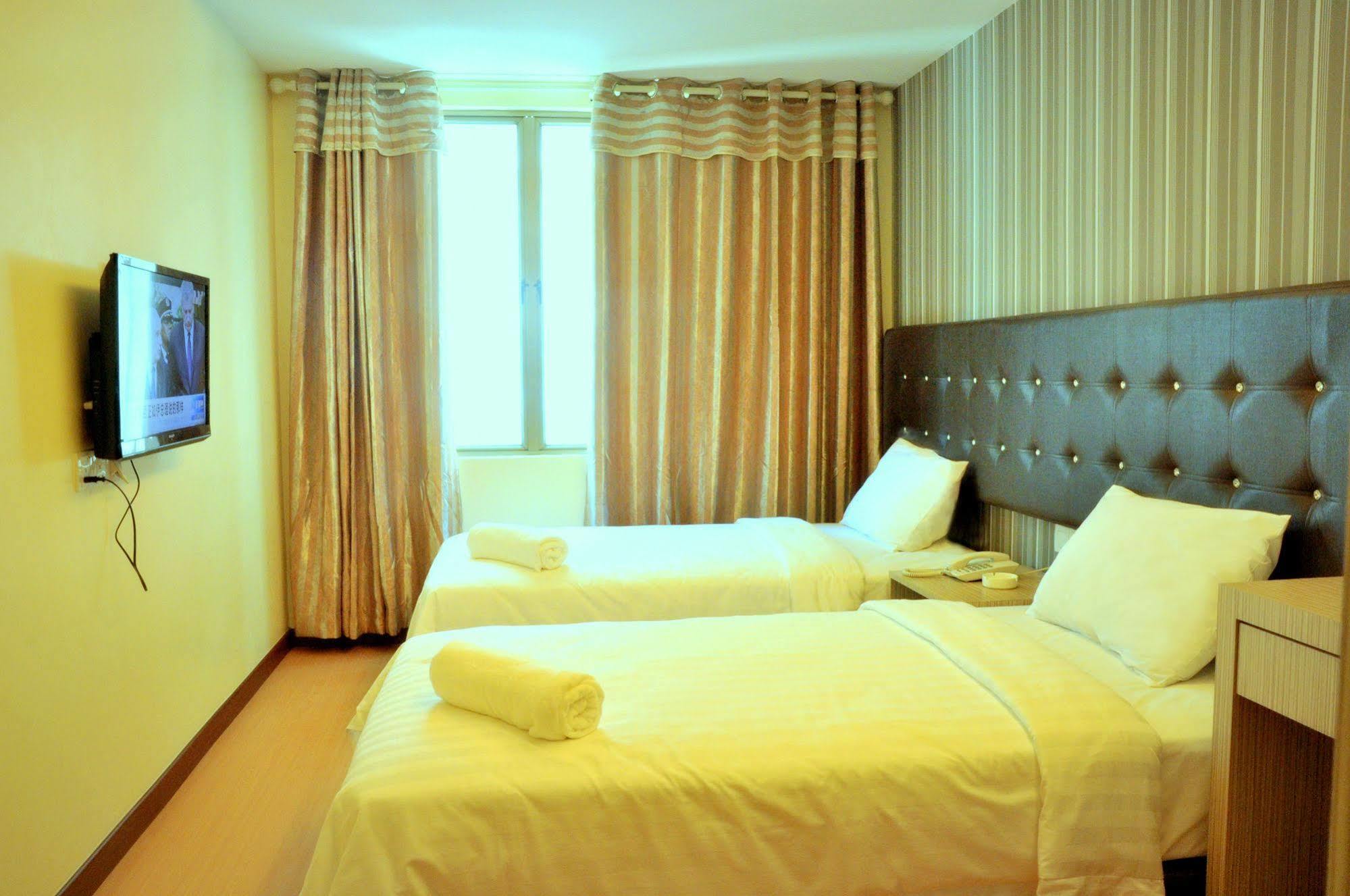 Ease Hotel Kota Kinabalu Kültér fotó