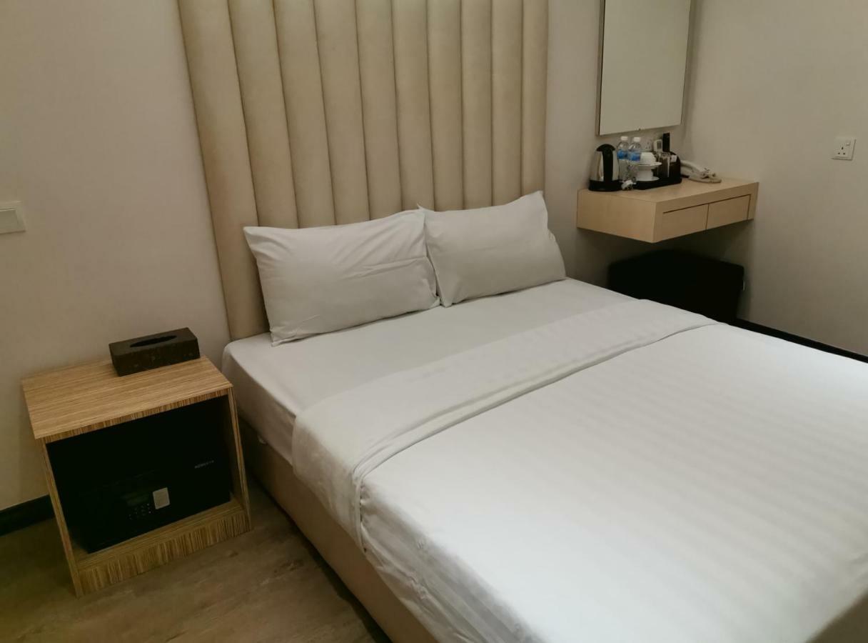 Ease Hotel Kota Kinabalu Kültér fotó